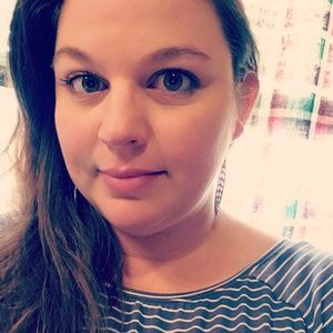 Meet your Posher, Shellie